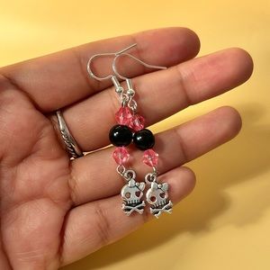 Skull ☠️🩷 Earrings